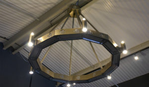 Herschel Halo utilizado en el proyecto Stokeford Studios de Sarah Beeny