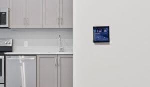 Controle toda la casa con el centro de control de pantalla táctil