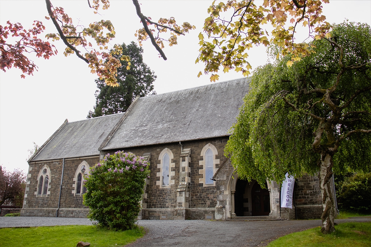 Iglesia de San Pedro en Escocia