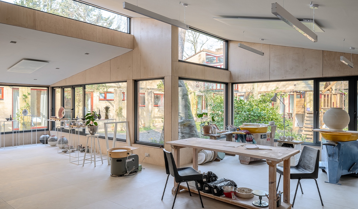 Espacio de estudio sostenible climatizado por Herschel