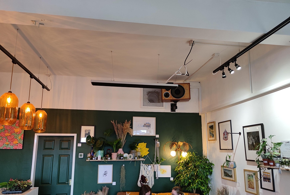 Calefactores Herschel Summit en una cafetería